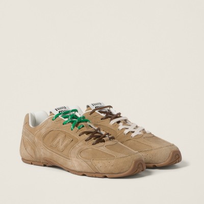 New Balance X Miu Miu 530 Sl Suede Sneakers Ecru New Balance X Miu Miu 530 Sl Suede Sneakers Ecru